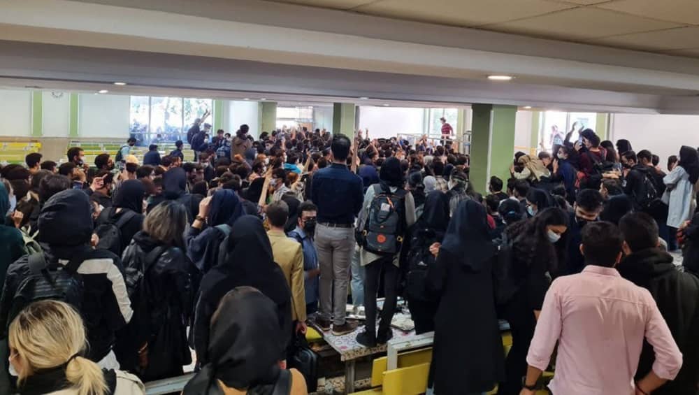 iran-university-basij-attack